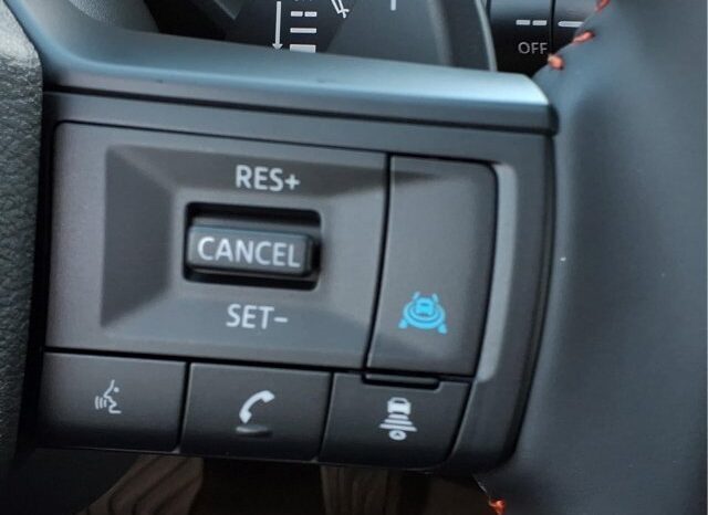 
								Nissan Rogue full									