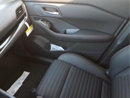 
										Nissan Rogue full									
