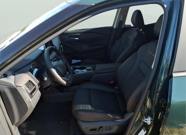 
								Nissan Rogue full									