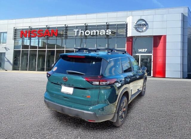 
								Nissan Rogue full									