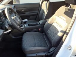 
										Nissan Kicks full									