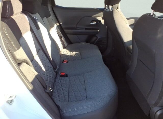 
								Nissan Kicks full									
