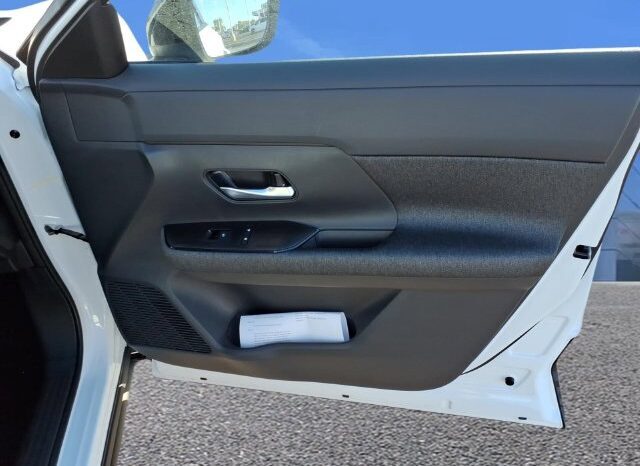 
								Nissan Kicks full									