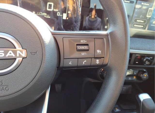 
								Nissan Kicks full									