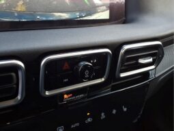 
										Nissan Sentra full									