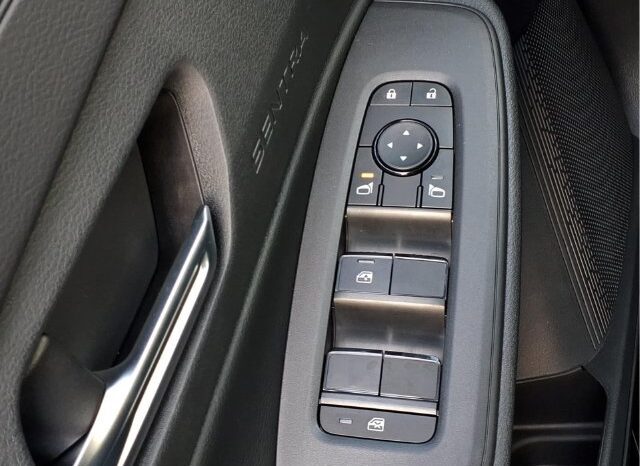 
								Nissan Sentra full									