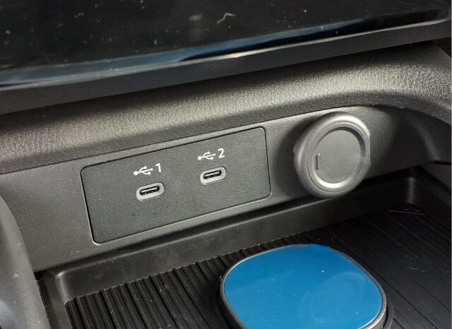 
								Nissan Sentra full									