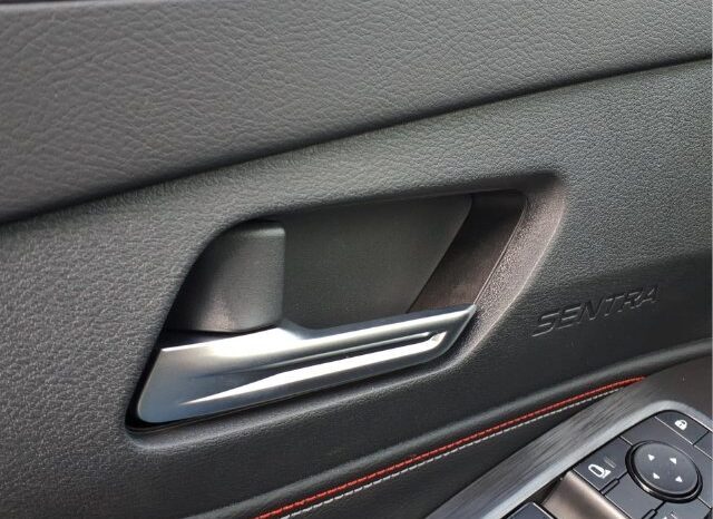 
								Nissan Sentra full									