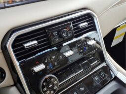
										Nissan Armada full									