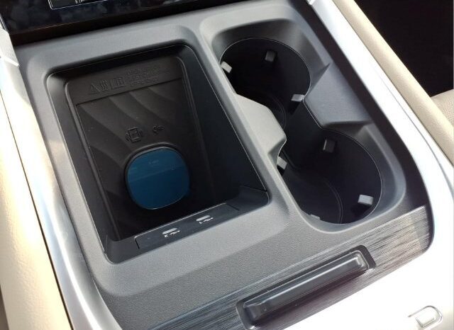 
								Nissan Armada full									