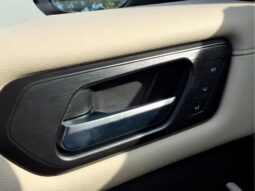 
										Nissan Armada full									