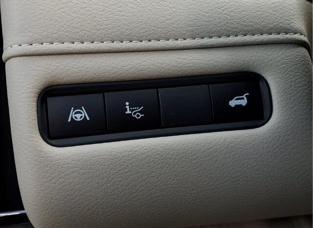 
								Nissan Armada full									