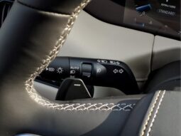 
										Nissan Armada full									