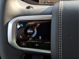 
										Nissan Armada full									