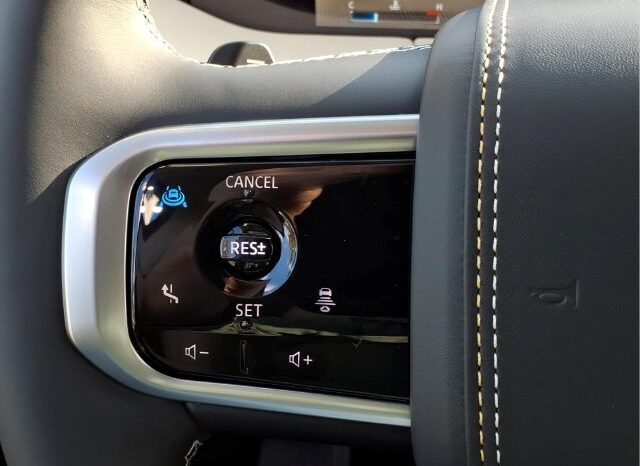 
								Nissan Armada full									