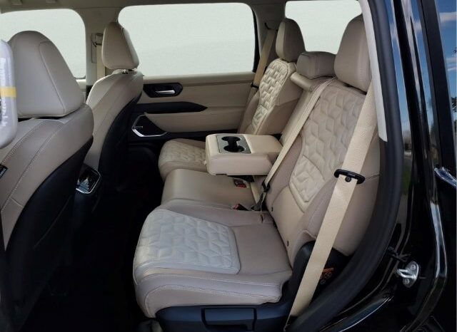 
								Nissan Armada full									