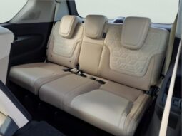 
										Nissan Armada full									