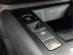 
										Nissan Kicks full									
