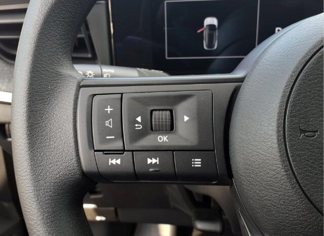 
								Nissan Kicks full									