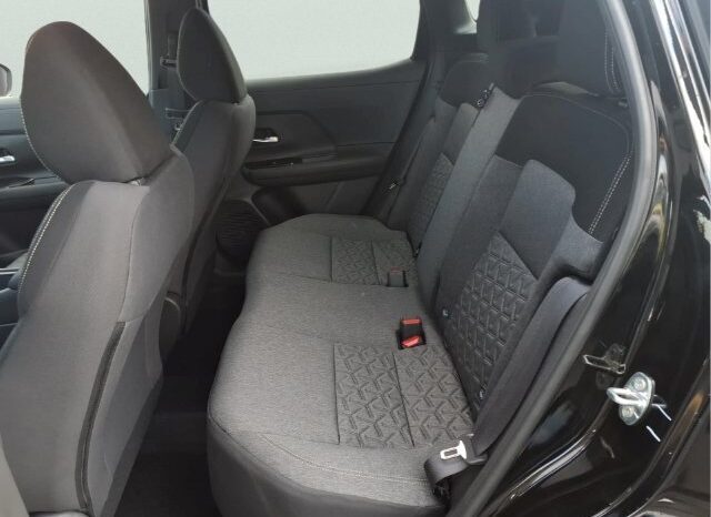 
								Nissan Kicks full									
