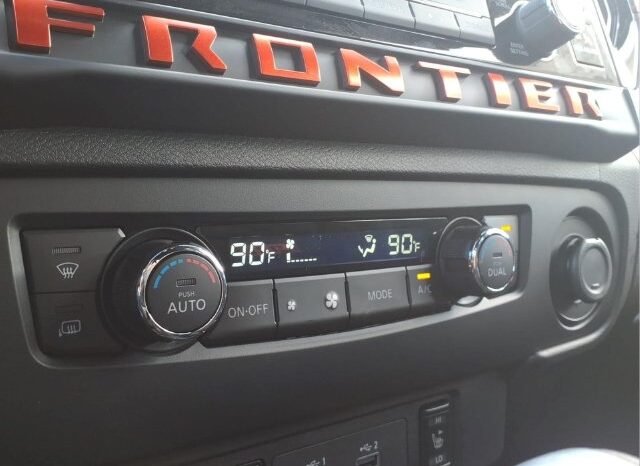 
								Nissan Frontier full									