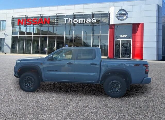 
								Nissan Frontier full									