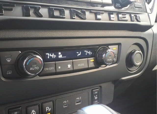 
								Nissan Frontier full									