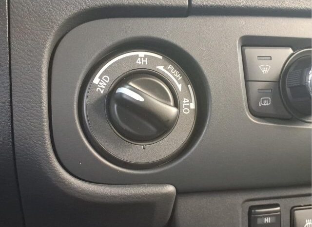 
								Nissan Frontier full									