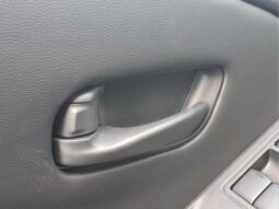 
										Nissan Frontier full									
