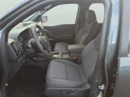 
										Nissan Frontier full									