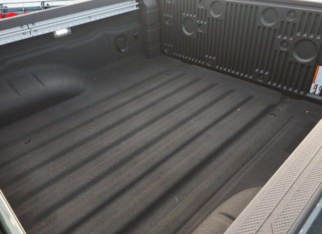 
								Nissan Frontier full									