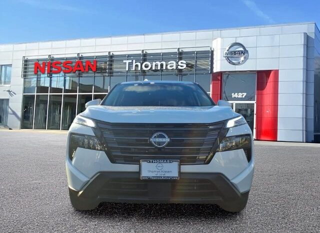 
								Nissan Rogue full									