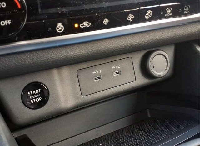 
								Nissan Rogue full									
