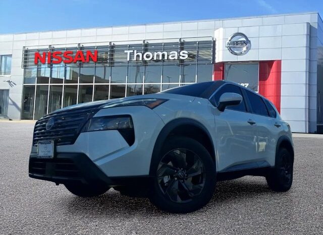
								Nissan Rogue full									