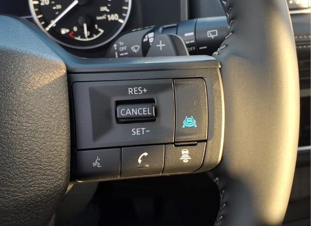 
								Nissan Rogue full									