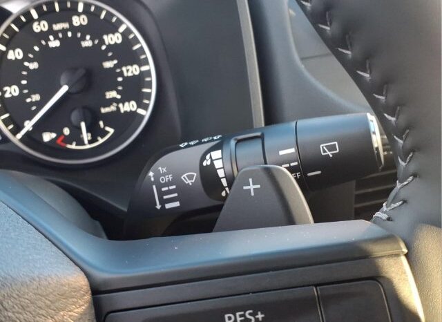 
								Nissan Rogue full									
