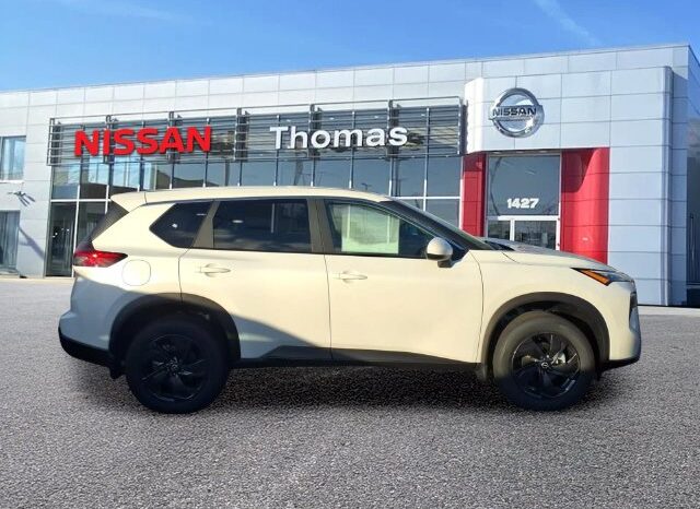
								Nissan Rogue full									