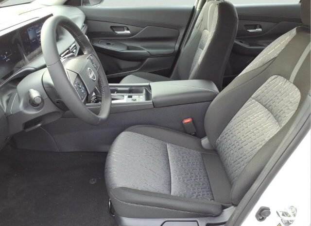 
								Nissan Sentra full									
