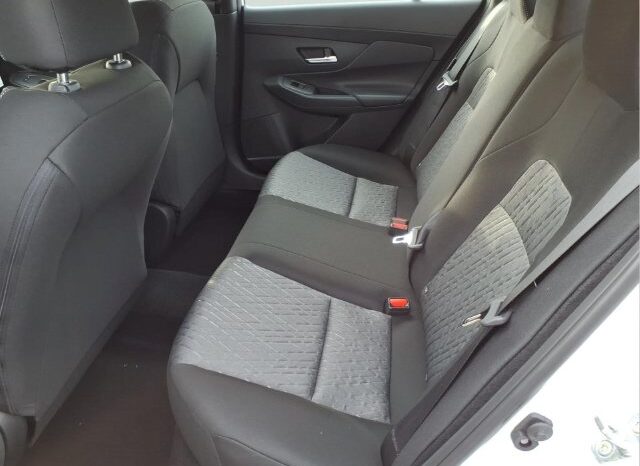 
								Nissan Sentra full									