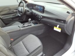 
										Nissan Sentra full									