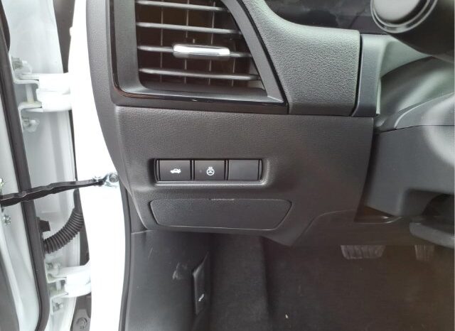 
								Nissan Sentra full									