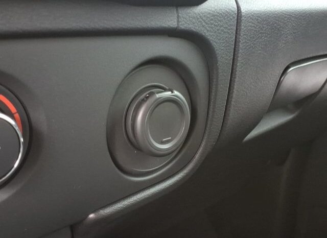 
								Nissan Frontier full									