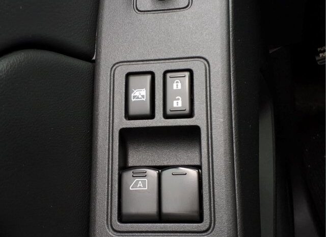 
								Nissan Frontier full									