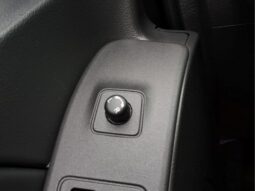 
										Nissan Frontier full									