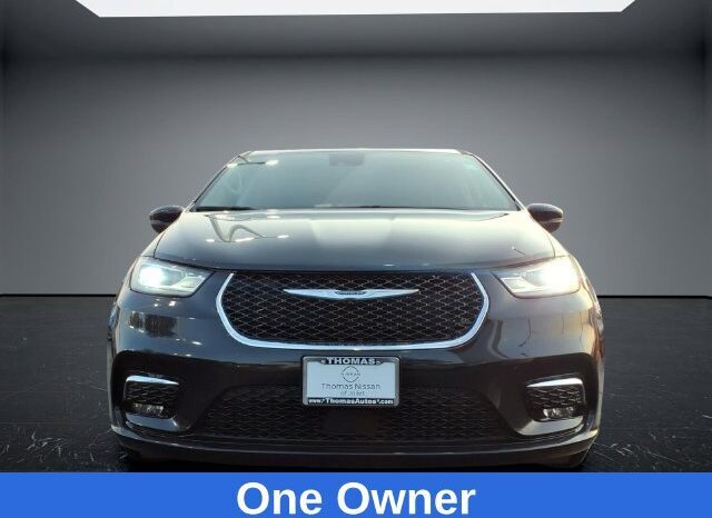 
								Chrysler Pacifica full									
