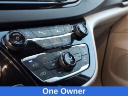 
										Chrysler Pacifica full									