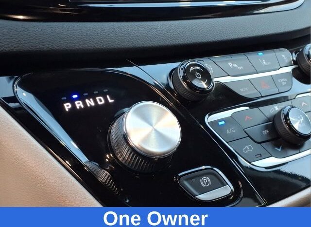 
								Chrysler Pacifica full									