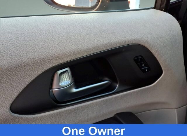 
								Chrysler Pacifica full									