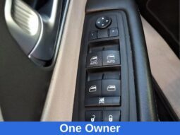 
										Chrysler Pacifica full									
