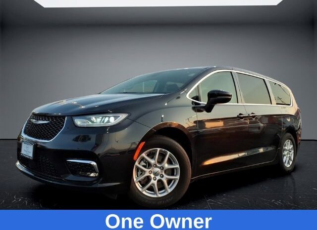 
								Chrysler Pacifica full									